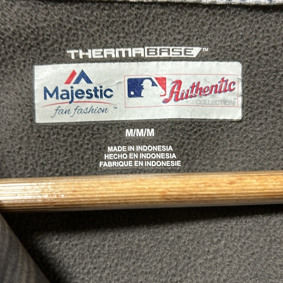 Majestic Chicago Cubs ThermaBase We Came to Reign women’s gray sweatshirt - Picture 3 of 4